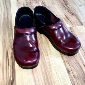 Dankos Clogs Size 40